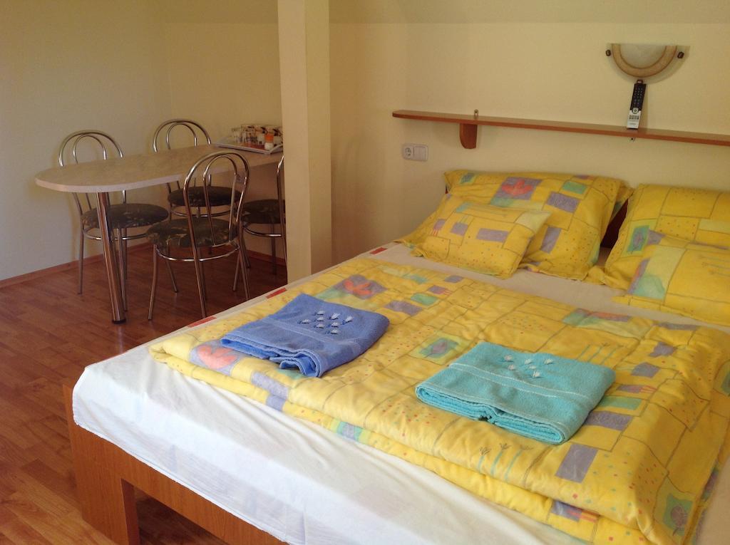 Majnar Villa Apartmanhaz Bogács Zimmer foto
